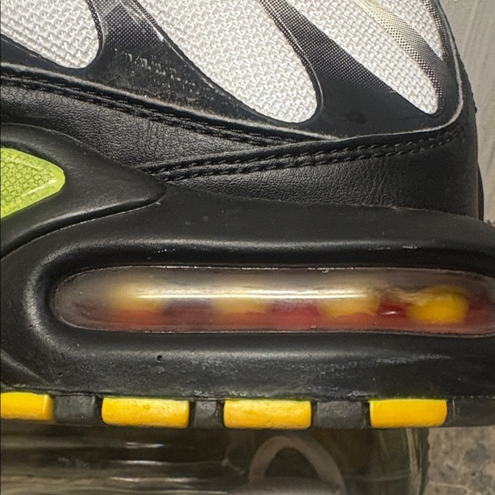 Nike Men’s White/Black Volt Air Max Plus Athletic Shoes - Picture 13 of 15